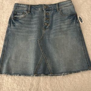 Old Navy Jean Skirt (New with Tags)